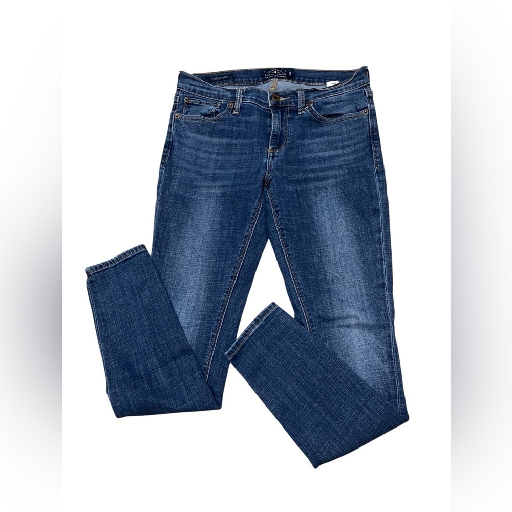 Lucky Brand Charlie Skinny Blue Jeans in Size 2/26.  Medium Wash.